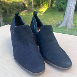 Lucky Brand Vennia Suede Ankle Booties Size 10 / 42 With Stacked Heel